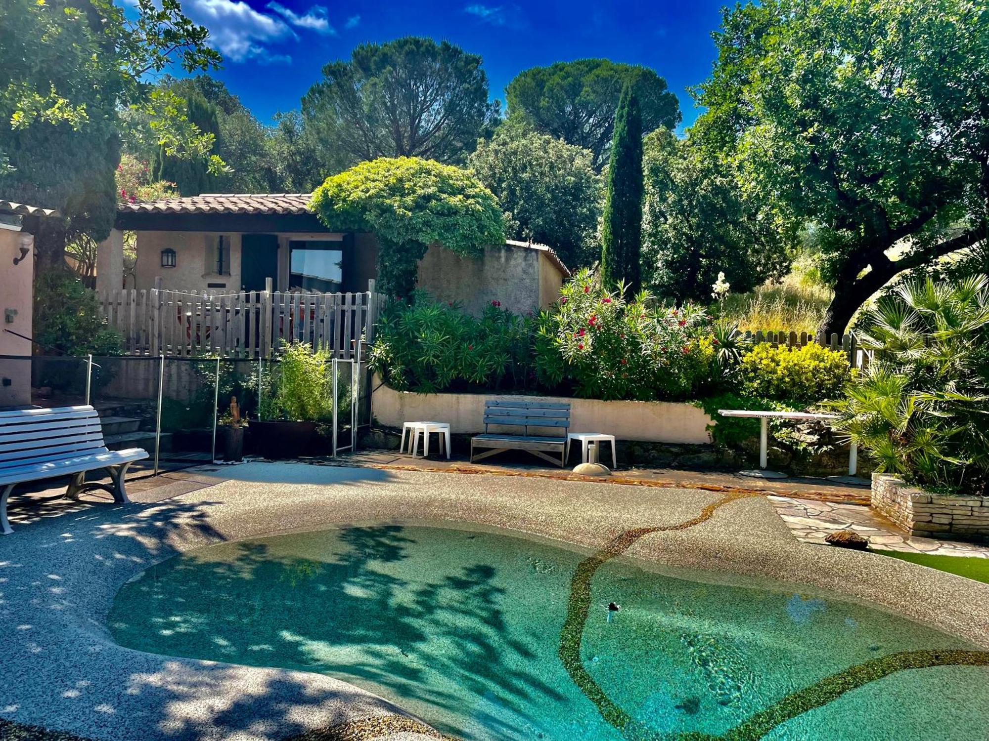 Hôtes d'Azur au Mas de Cocody Le Plan-de-la-Tour Extérieur photo